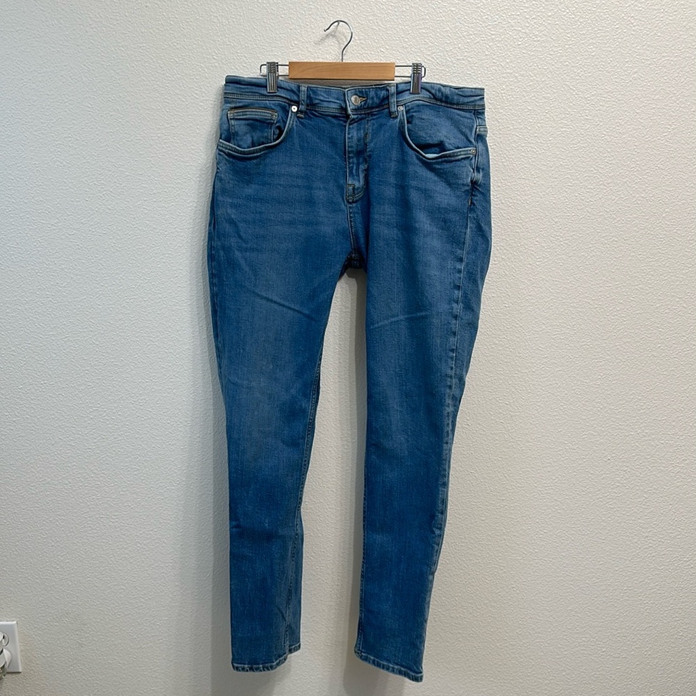 Zara jeans